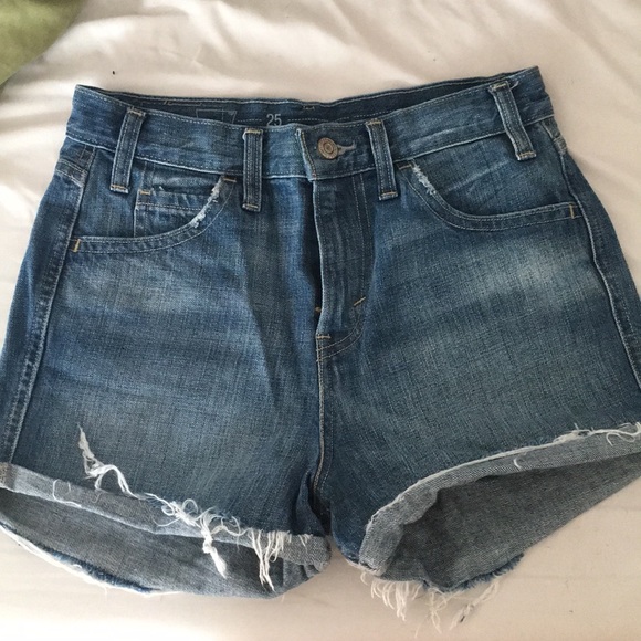 Levi's Pants - Levi’s high waisted jean shorts